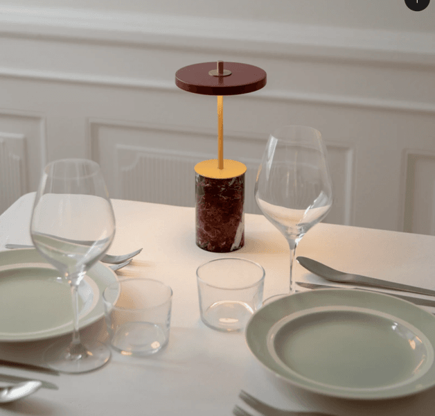 Umage Asteria Move Mini Oppladbar Lampe Red Marble