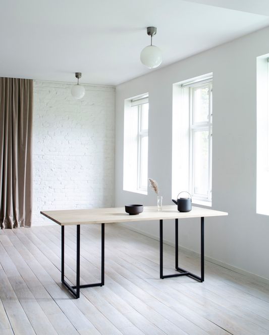 Hovedbilde Ygg&Lyng T-bordet 220 Spisebord